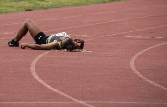 The Selfless Way: You don’t rise to the moment. You fall to your habits.