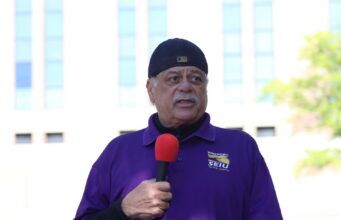 Meriter service and support staff host rally featuring gubernatorial candidates as bargaining talks remain at a stalemate