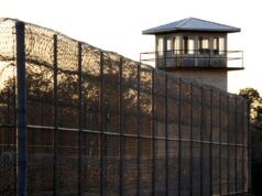A jury voted for Jeffery Lee to receive a life sentence. Alabama plans to execute him anyway