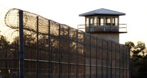 A jury voted for Jeffery Lee to receive a life sentence. Alabama plans to execute him anyway