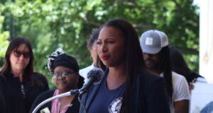 Council moves toward terminating independent police monitor