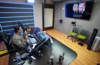 A Spanish-language radio show overflows with voters’ frustration in Pennsylvania battleground