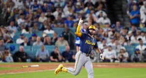 Milwaukee Brewers end the Dodgers’ quest for a third-straight title, sweeping LA to earn a trip to the World Series