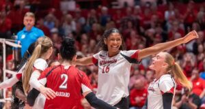 Wisconsin volleyball’s Decelise Champion earns fourth Big Ten Freshman of the Week honor